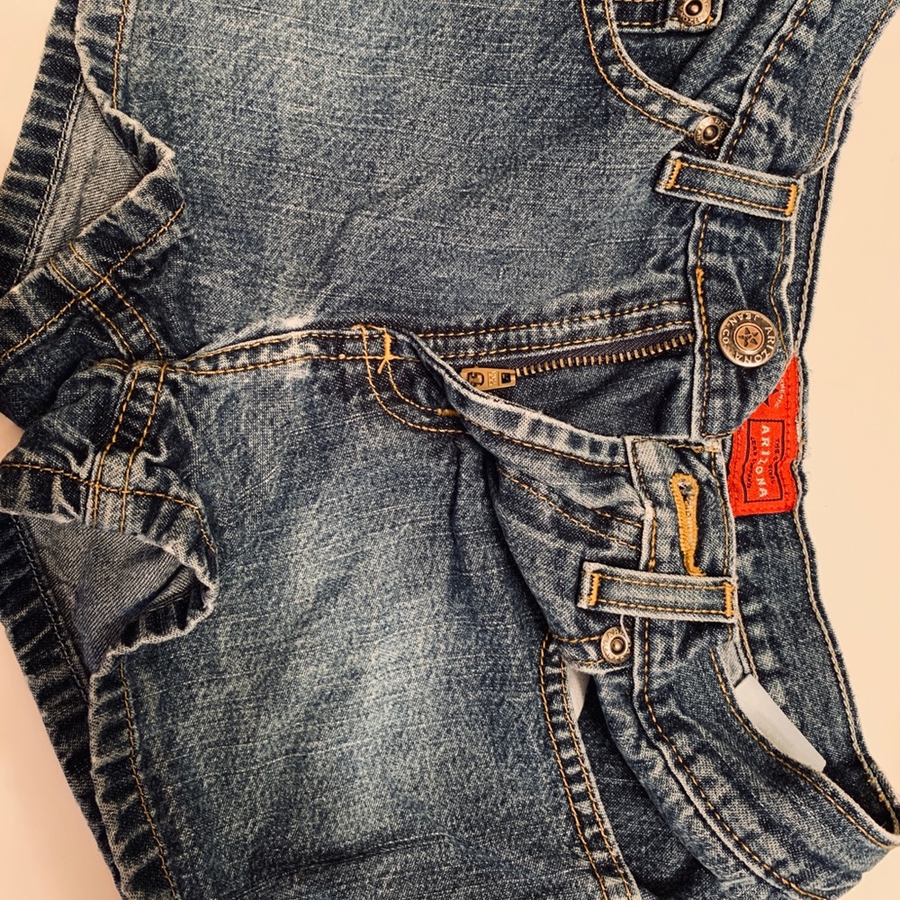 Like new girls shorts